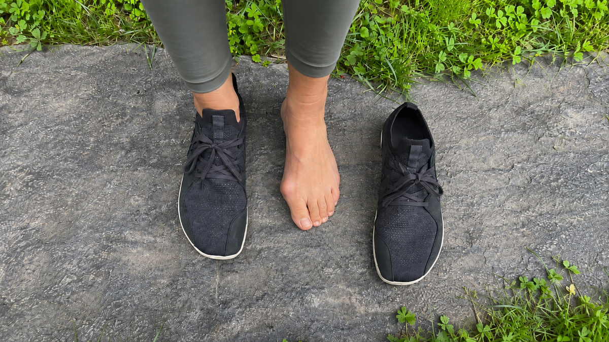 Wide toe-box shoe